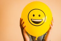 تفکر مثبت می‌تواند به شما کمک کند تا از واکسن‌ها بهره بیشتری ببرید